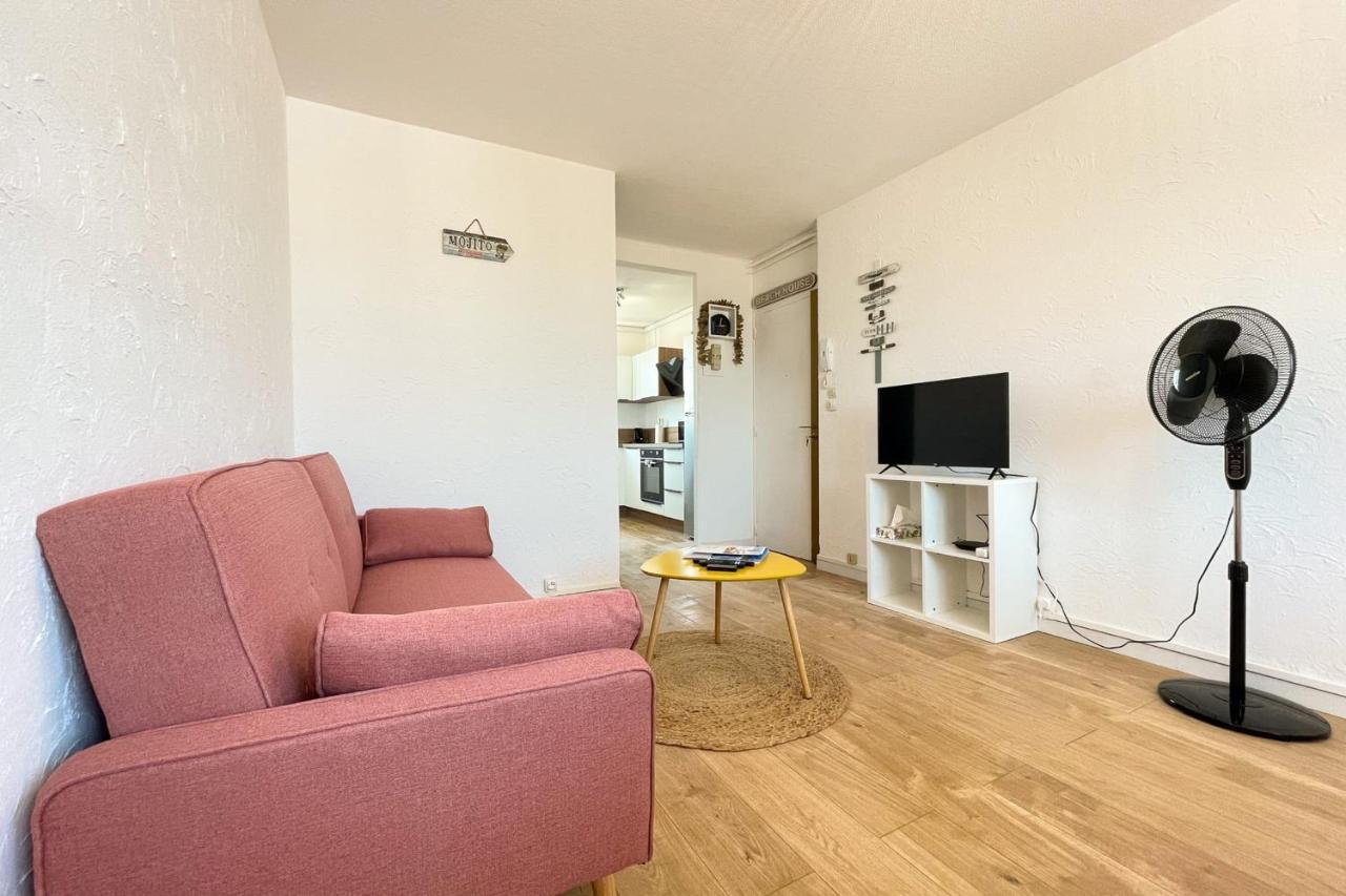 Apartment 5 Guests Near The Beaches - Saint Raphael Экстерьер фото